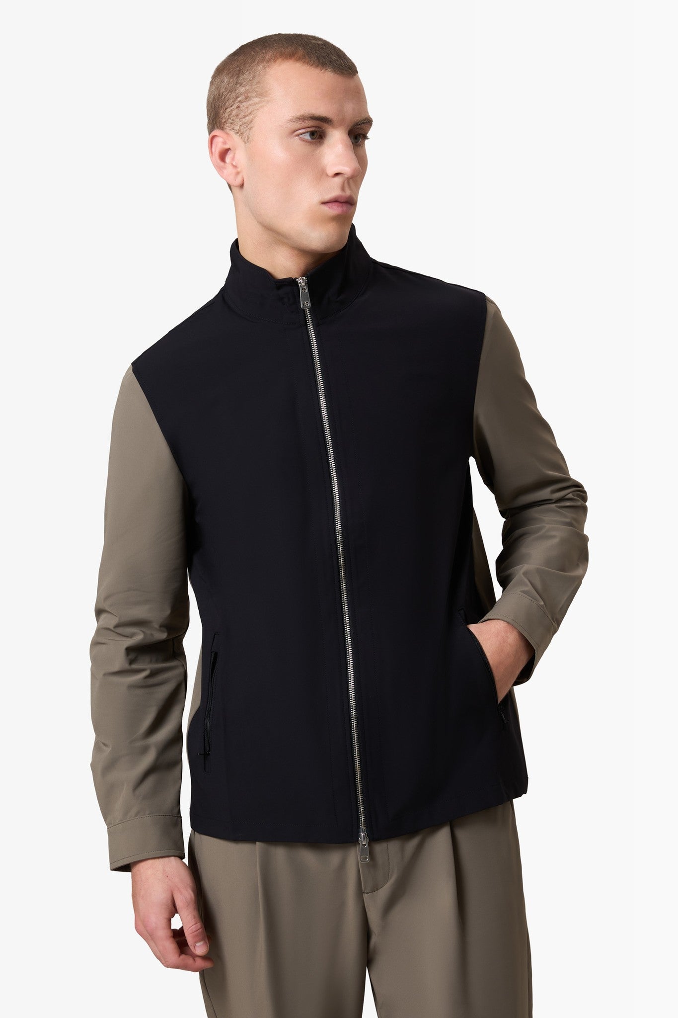 Color Jacket Black / Taupe