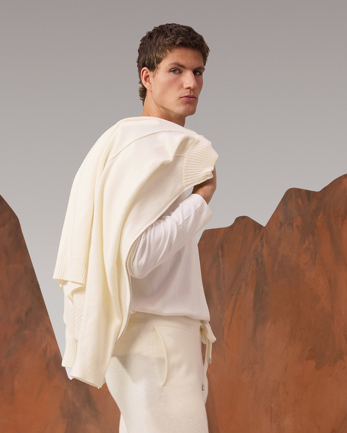 Lambs Wool Tracksuit Vest - Off White